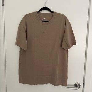 Nike Men's Tan Brown T-Shirt